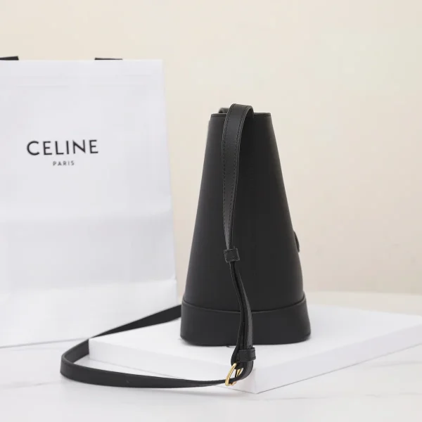 高仿CELINE-賽琳 金色飾面牛皮革斜挎包 - 時尚多功能肩背包-113783：圖片 4