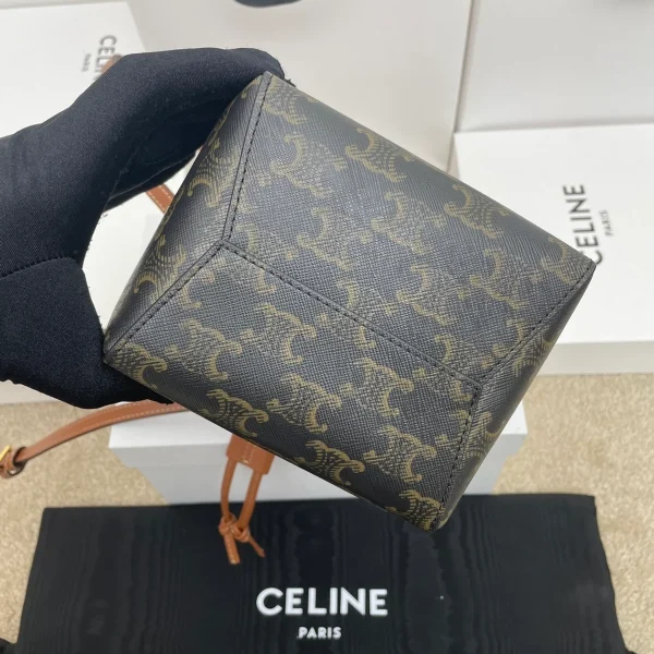 高仿CELINE-賽琳 迷你手袋 - 牛皮革包邊標誌印花斜挎包-10M742：圖片 5
