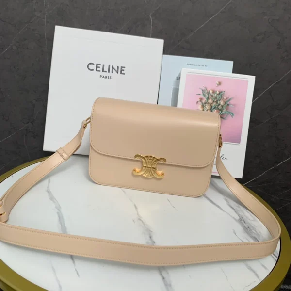 高仿CELINE-賽琳 經典TRIOMPHE牛皮革斜挎包-187363：圖片 2
