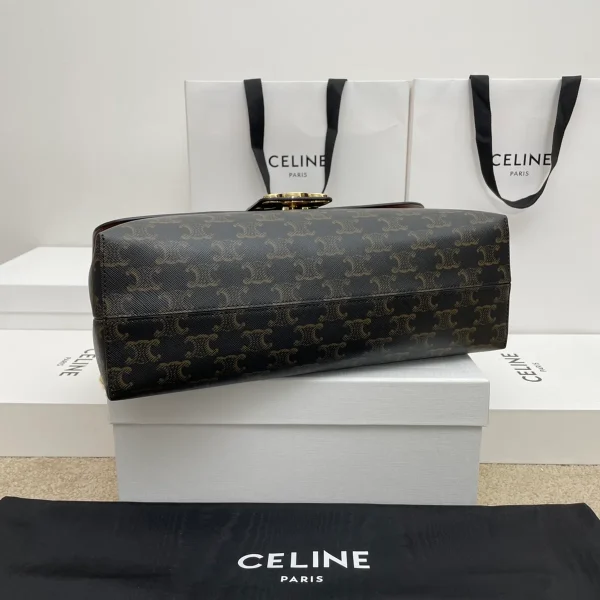 高仿CELINE-賽琳 經典TRIOMPHE標誌印花牛皮斜挎包-118222：圖片 5