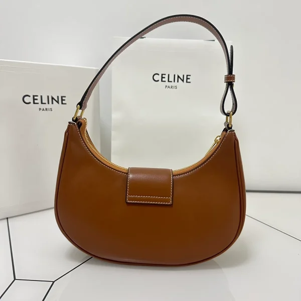 高仿CELINE-賽琳 金色牛皮革TRIOMPHE磁扣手提肩背包-114493：圖片 3