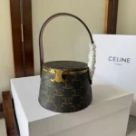 高仿CELINE-賽琳 經典TRIOMPHE鎖扣羊皮手提包-111353：圖片 2
