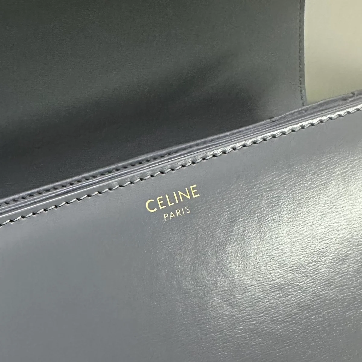 高仿CELINE-賽琳 經典牛皮革斜挎-187363 10 高仿CELINE-賽琳 經典牛皮革斜挎-187363