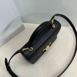 高仿CELINE-賽琳 經典TRIOMPHE牛皮革多功能手提斜挎包-118113：圖片 6