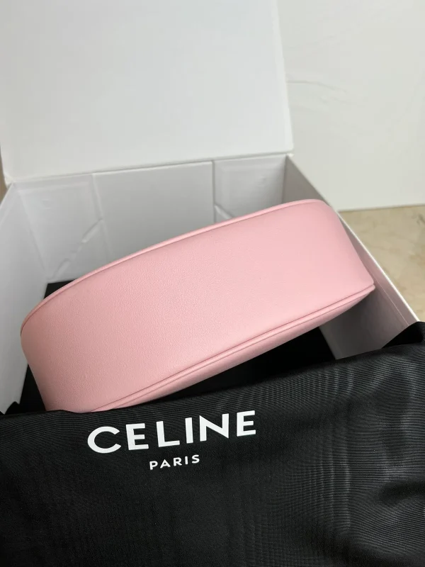 高仿CELINE-賽琳 經典金色飾面牛皮革手提肩背包-114493：圖片 10