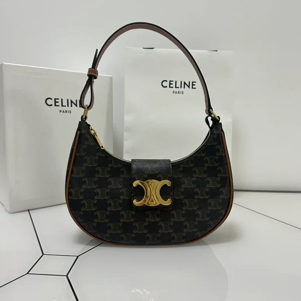 高仿CELINE-賽琳 Saint Laurent TRIOMPHE CANVAS 金色印花肩背包-114492：圖片 2