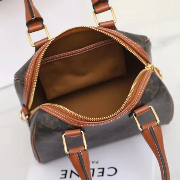 高仿CELINE-賽琳 TRIOMPHE CANVAS 標誌印花多功能手提斜挎包-113772：圖片 10