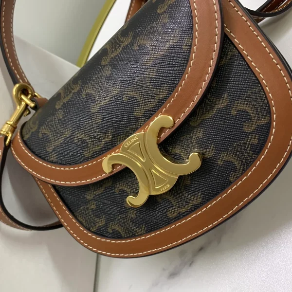高仿CELINE-賽琳 迷你手袋 - TRIOMPHE金屬扣飾牛皮革包邊斜挎包-10K502：圖片 7