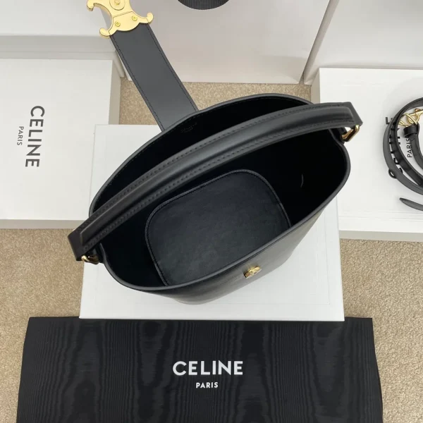 高仿CELINE-賽琳 經典TRIOMPHE磁扣牛皮手提斜挎包-119173：圖片 10