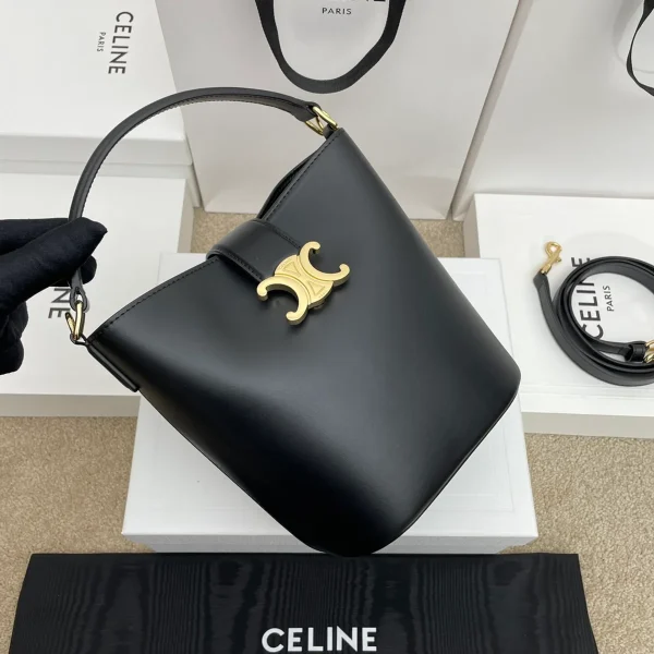 高仿CELINE-賽琳 經典TRIOMPHE磁扣牛皮手提斜挎包-119173：圖片 2