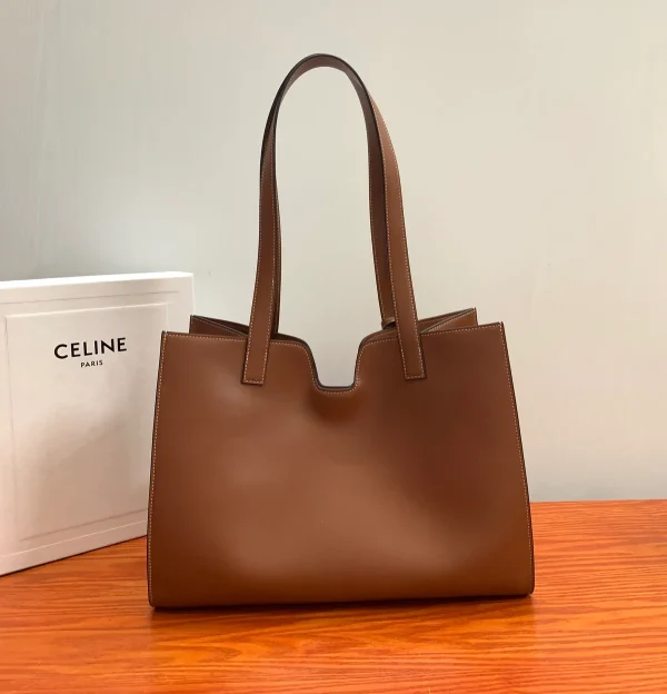 高仿CELINE-賽琳 經典牛皮革肩背包 - 優雅設計與實用功能結合-112583：圖片 3