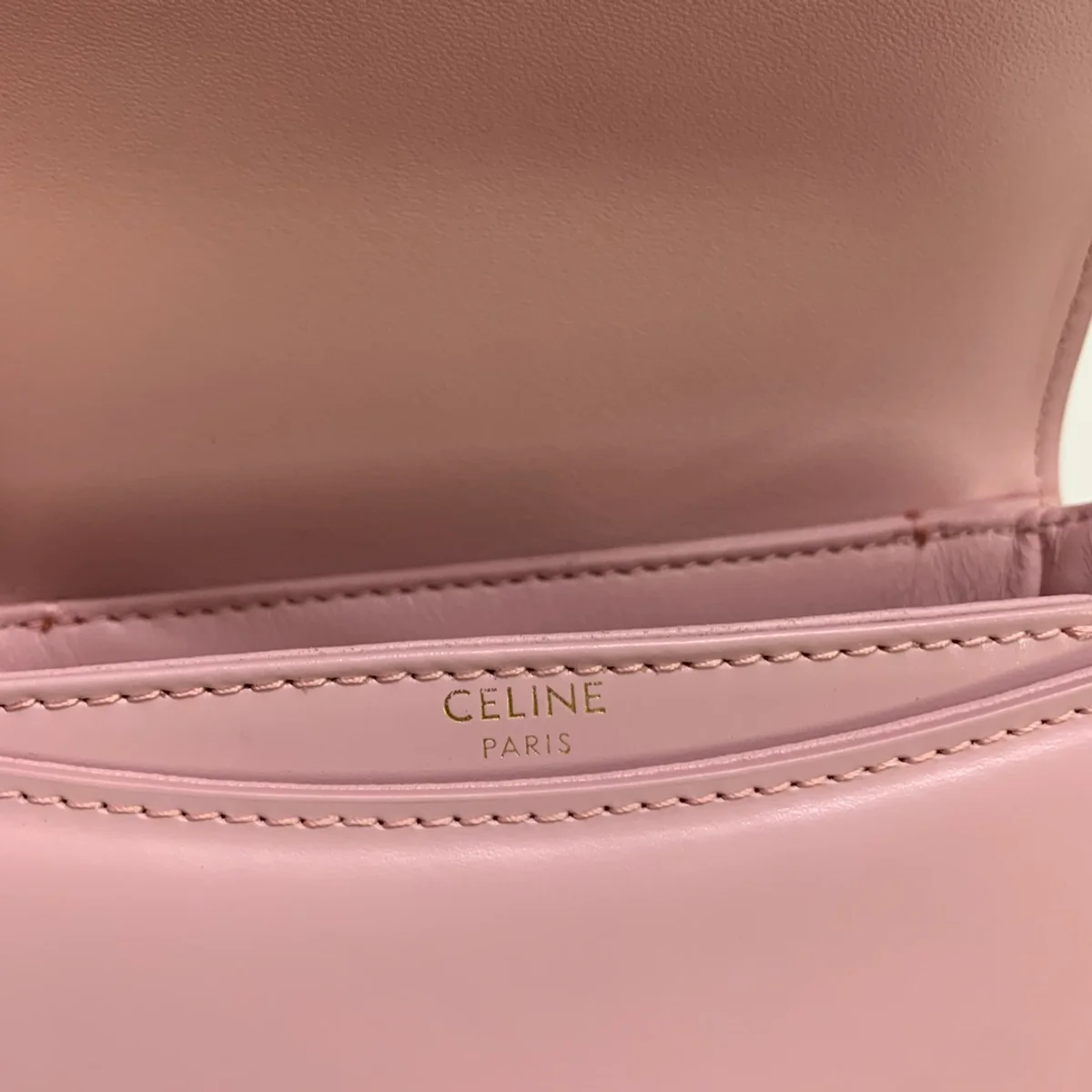 高仿CELINE-賽琳 金色TRIOMPHE迷你手袋 - 時尚手提斜挎包-10L063 9 高仿CELINE-賽琳 金色TRIOMPHE迷你手袋 - 時尚手提斜挎包-10L063