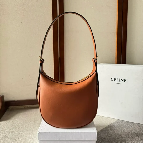 高仿CELINE-賽琳 多功能牛皮斜挎肩背包-117253：圖片 4