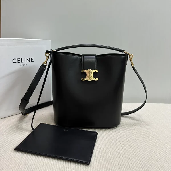 高仿CELINE-賽琳 Triomphe 牛皮革手提斜挎包-116613：圖片 2