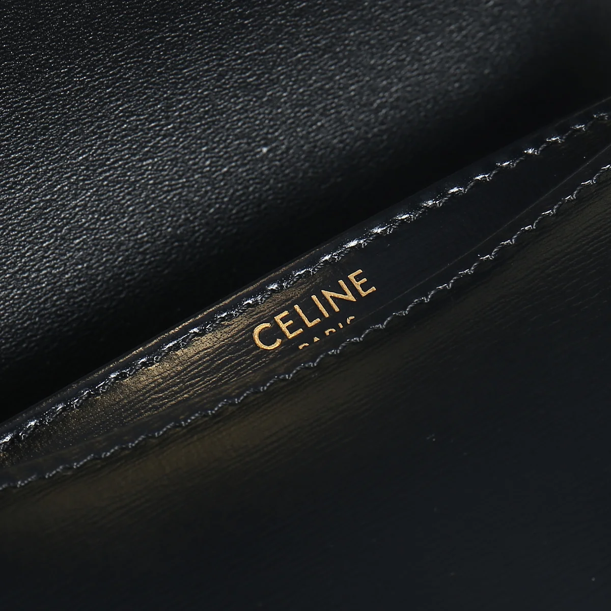 高仿CELINE-賽琳 經典TRIOMPHE迷你手袋 - 時尚斜挎肩背兩用設計-10L063 9 高仿CELINE-賽琳 經典TRIOMPHE迷你手袋 - 時尚斜挎肩背兩用設計-10L063