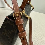 高仿CELINE-賽琳 經典TRIOMPHE標誌印花牛皮革手提斜挎包-119532：圖片 7