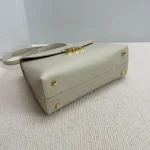 高仿CELINE-賽琳 TRIOMPHE牛皮革多功能手提斜挎包-117523：圖片 5