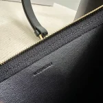 高仿CELINE-賽琳 Triomphe 牛皮革手提斜挎包-116613：圖片 10