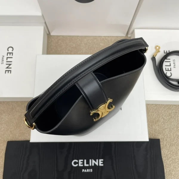 高仿CELINE-賽琳 經典TRIOMPHE磁扣牛皮手提斜挎包-119173：圖片 6