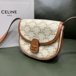 高仿CELINE-賽琳 Triomphe帆布迷你斜挎手袋 - 經典印花牛皮包邊設計-196702：圖片 4