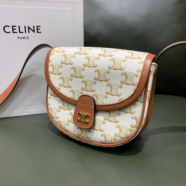 高仿CELINE-賽琳 Triomphe帆布迷你斜挎手袋 - 經典印花牛皮包邊設計-196702：圖片 4