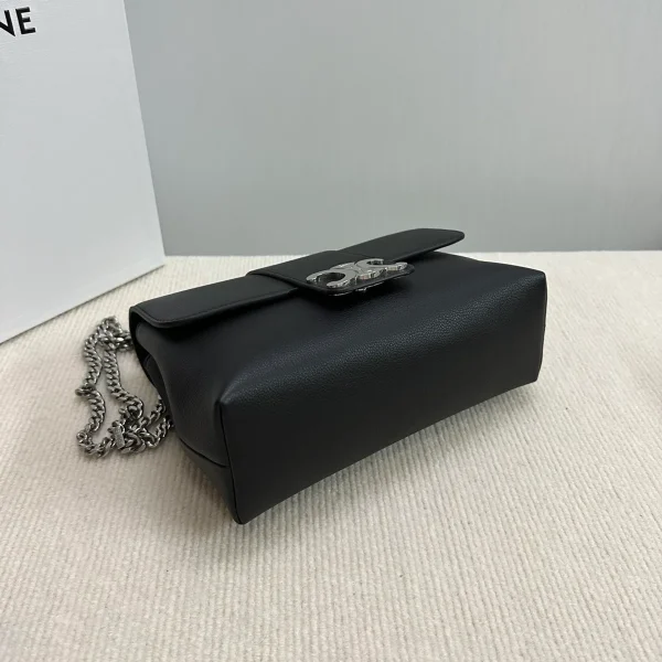 高仿CELINE-賽琳 經典TRIOMPHE牛皮革斜挎包 - 銀色飾面多功能肩背包-115853：圖片 6