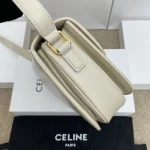 高仿CELINE-賽琳 TRIOMPHE 金色鎖扣牛皮斜挎包 - 優雅多功能設計-188423：圖片 4
