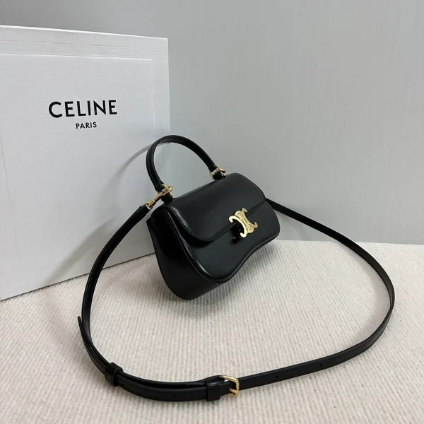 高仿CELINE-賽琳 經典TRIOMPHE牛皮革斜挎包-119533：圖片 4