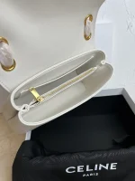 高仿CELINE-賽琳 經典TRIOMPHE牛皮斜挎包 - 金色飾面優雅設計-116593：圖片 9