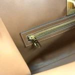 高仿CELINE-賽琳 經典牛皮革肩背包 - 優雅設計與實用功能結合-112583：圖片 10