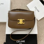 高仿CELINE-賽琳 Triomphe 牛皮革斜挎包 - 優雅多功能設計-188423：圖片 2