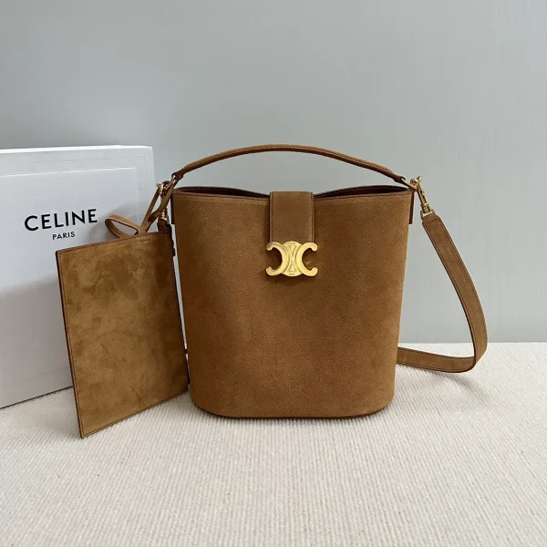 高仿CELINE-賽琳 經典TRIOMPHE磁扣牛皮絨面革多功能手提包-116613：圖片 2