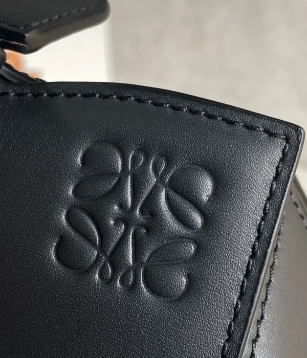 高仿羅意威/LOEWE puzzle酷黑系列：圖片 12
