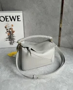 高仿羅意威/LOEWE 編制手柄單肩包：圖片 23