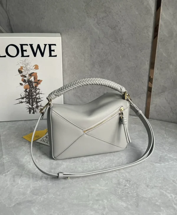 高仿羅意威/LOEWE 編制手柄單肩包：圖片 24