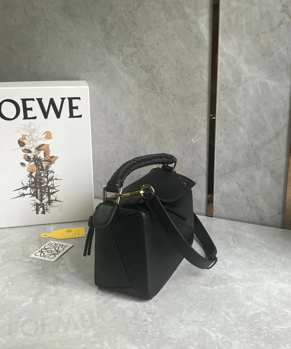 高仿羅意威/LOEWE 編制手柄單肩包：圖片 14