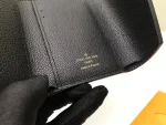 高仿LV Victorine錢包 | Monogram Empreinte皮革 多卡位拉鏈零錢包-M64060：圖片 9