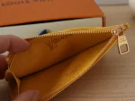 高仿LV Pharrell Williams联名款Monogram Heritage帆布零钱名片夹 - 时尚多功能收纳-M12660：圖片 8