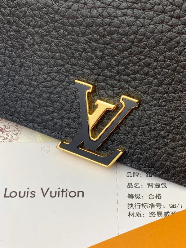 高仿LV Capucines XS 钱包 - 女士超小型Taurillon皮革钱夹 带零钱格-M68587：圖片 10