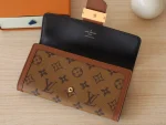 高仿LV Sarah Dauphine 錢包 | Monogram 翻轉帆布設計 12卡位拉鏈零錢格-M46645：圖片 7