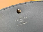 高仿LV Iris 小型錢包 | Mahina皮革 Monogram打孔通花設計-M62542：圖片 8