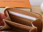 高仿LV Monogram Empreinte拉链零钱包 - 经典Arizona色小巧多功能钱夹-M12760：圖片 6