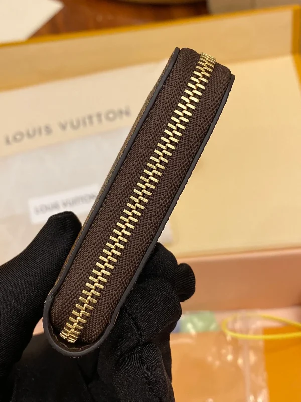 高仿LV Damier Ebene帆布拉链零钱包 | 经典便携多功能钱包-N63070：圖片 4