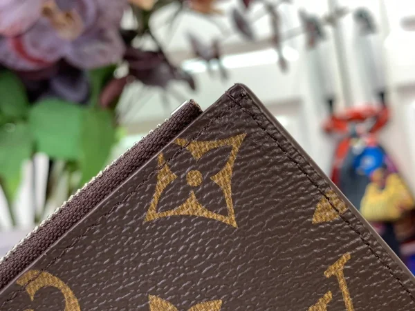 高仿LV LV Victorine錢包 | Monogram帆布 Pondichéry粉紅 多層收納設計-M12392：圖片 9
