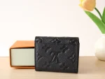 高仿LV Zoé 钱包 - 时尚小巧Monogram Empreinte皮革钱夹-M62935：圖片 4