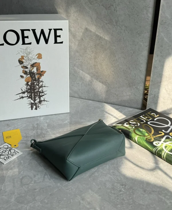 羅意威/LOEWE Puzzle Fold Pouch 麻將包 墨綠色：圖片 9