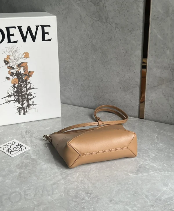 羅意威/LOEWE Puzzle Fold Pouch 麻將包 黏土色：圖片 6
