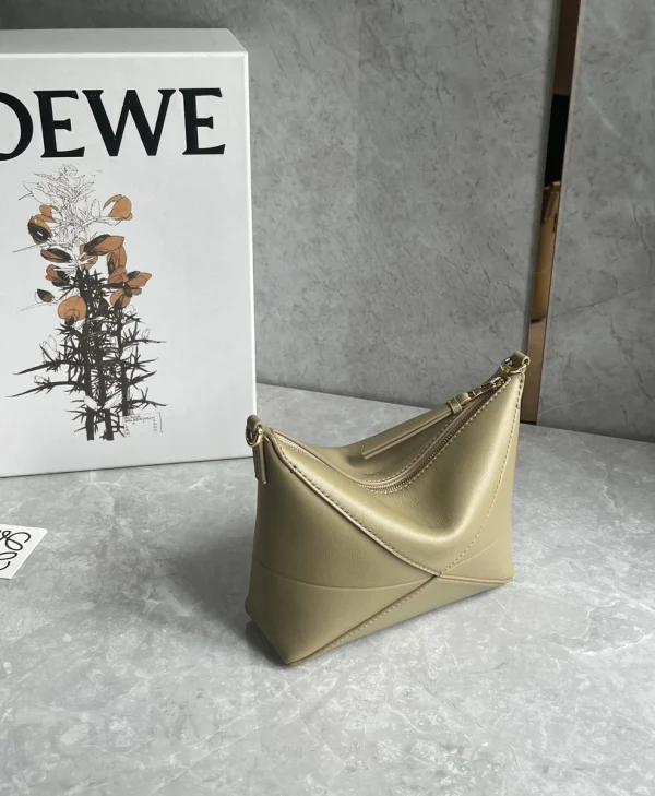 羅意威/LOEWE Puzzle Fold Pouch 麻將包 青灰色：圖片 5