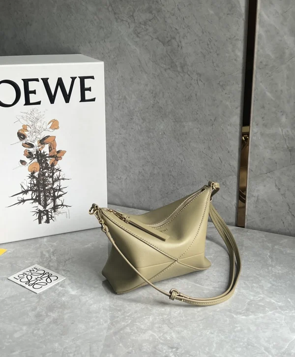 羅意威/LOEWE Puzzle Fold Pouch 麻將包 青灰色：圖片 7