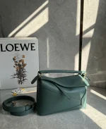 高仿羅意威/LOEWE 單肩包草綠色：圖片 15